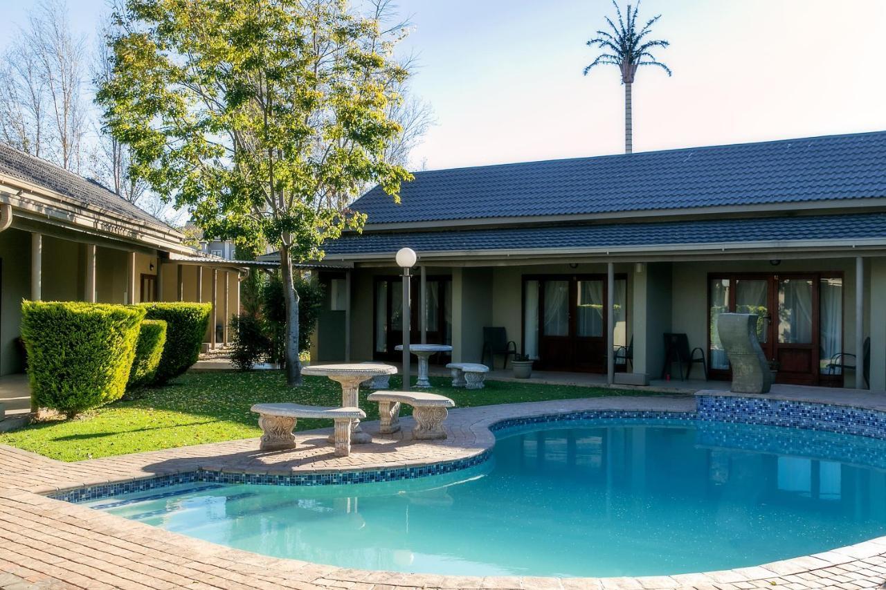 Mondior Manor Guest House 金伯利 外观 照片